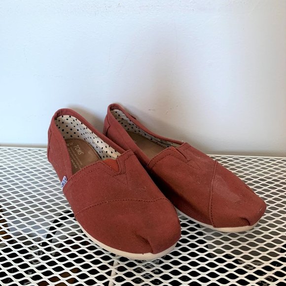 Brand New Toms - Picture 1 of 3